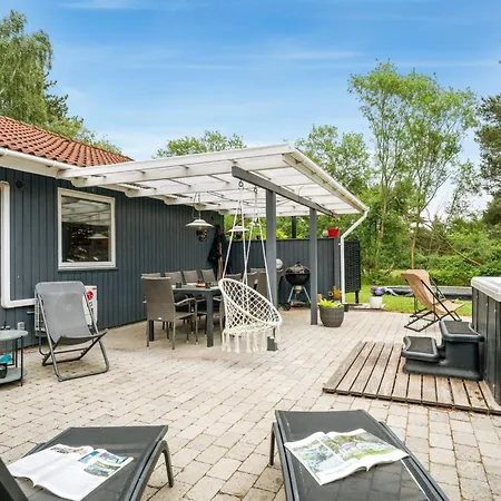 Holiday home Sverker - 300m From The Sea In Lolland- Falster And Mon By Interhome