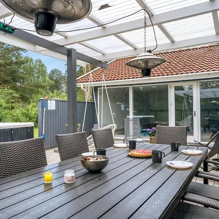 Sverker - 300m From The Sea In Lolland- Falster And Mon By Interhome Holiday home Rodby