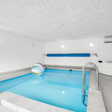 Sverker - 300m From The Sea In Lolland- Falster And Mon By Interhome *