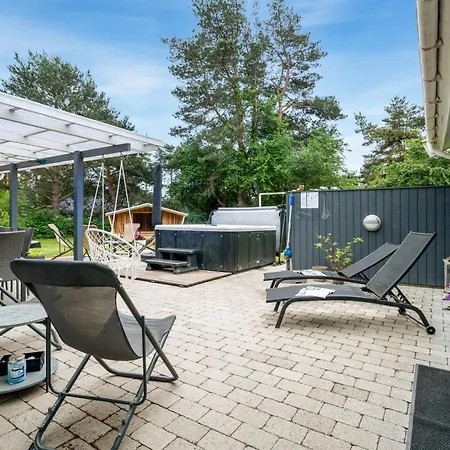 Sverker - 300m From The Sea In Lolland- Falster And Mon By Interhome Holiday home Rodby