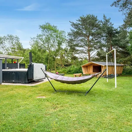 Feriehus Sverker - 300m From The Sea By Interhome